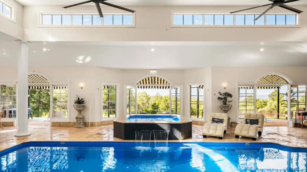 37 Blair Athol Rd, Inverell, NSW 2360