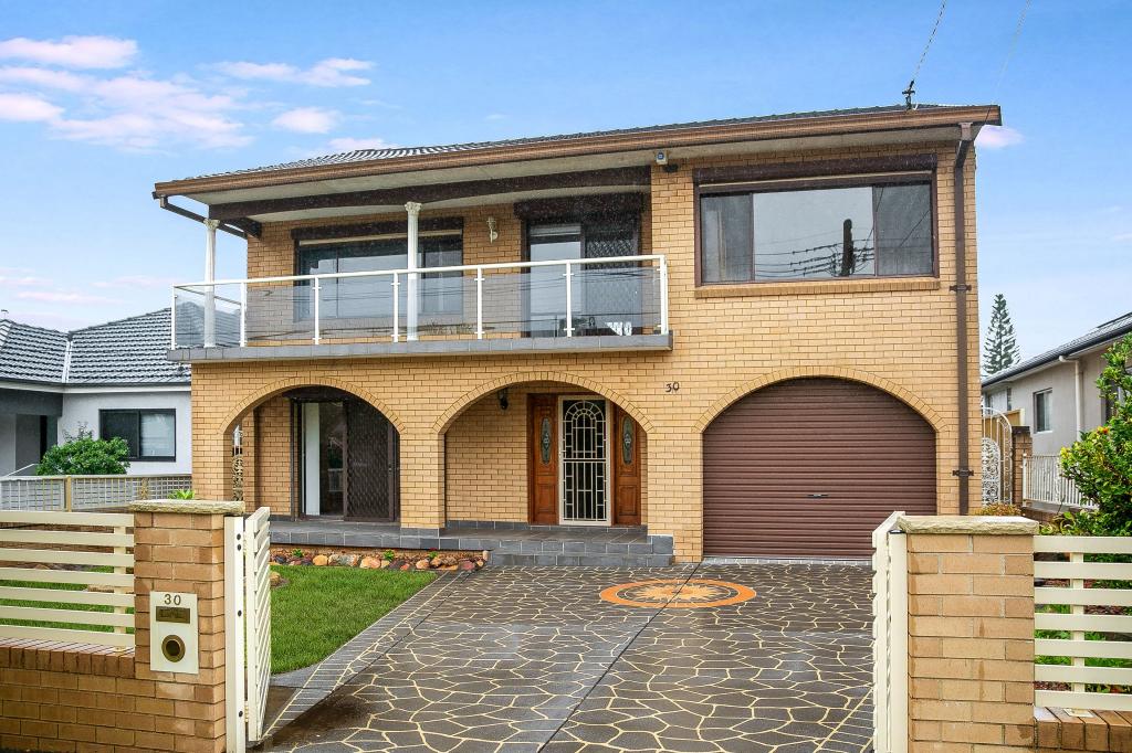 30 Como Rd, Greenacre, NSW 2190