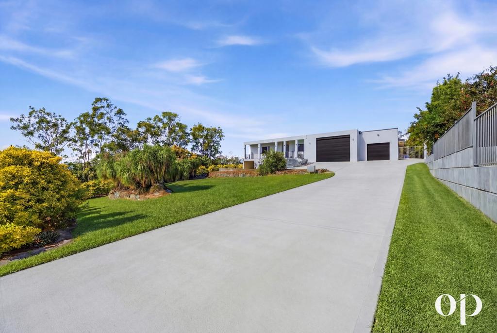 30-32 Columbine Way, Gaven, QLD 4211