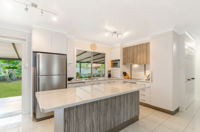 9 Lyndhurst St, Mount Louisa, QLD 4814
