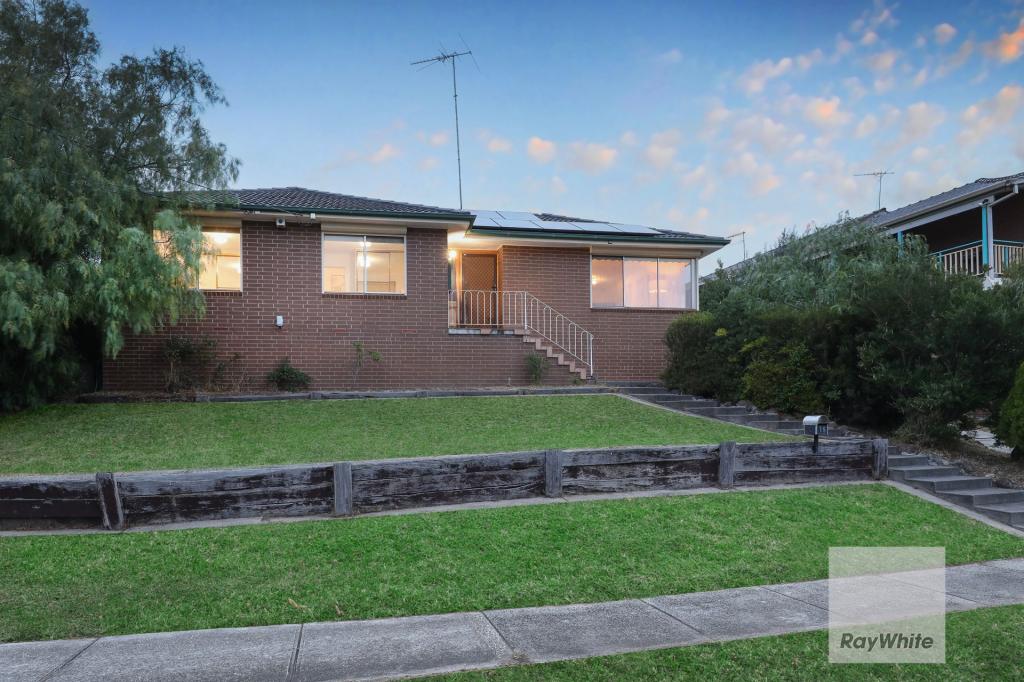 15 Claredale Ave, Gladstone Park, VIC 3043