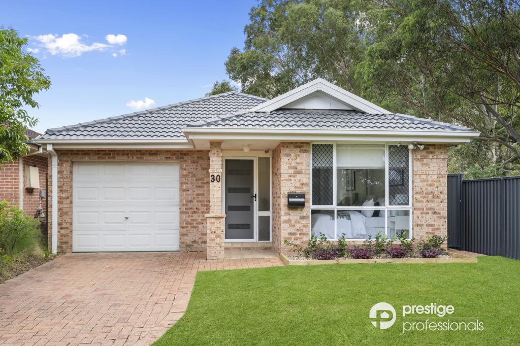 30 Yengo Ct, Holsworthy, NSW 2173