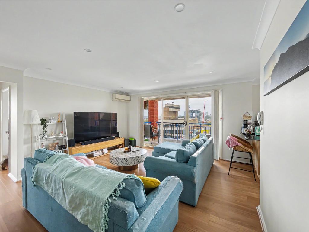 63/7 Regent St, Wollongong, NSW 2500