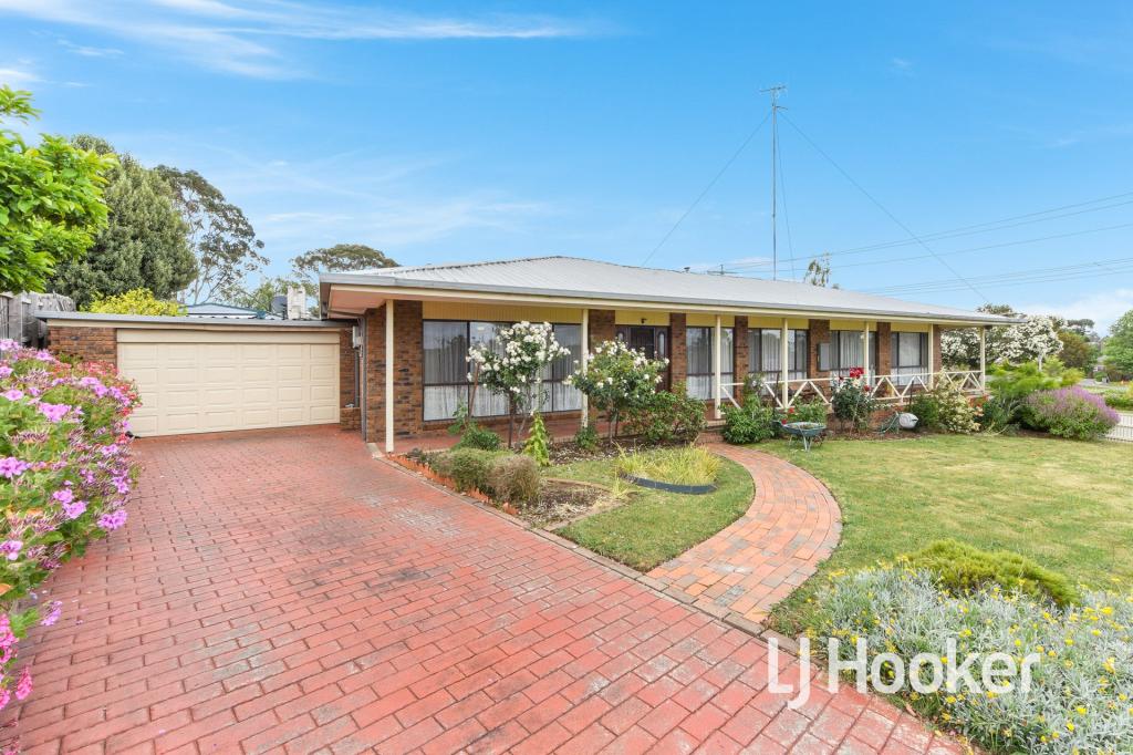 2 Elizabeth Ct, Pakenham, VIC 3810