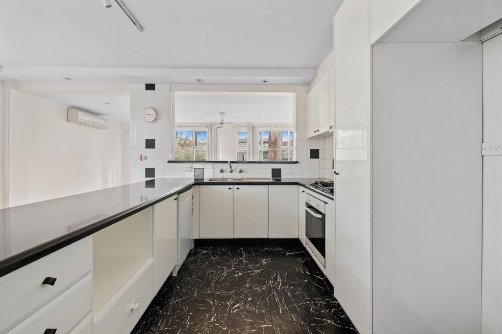 23 Greenways Rd, Glen Waverley, VIC 3150
