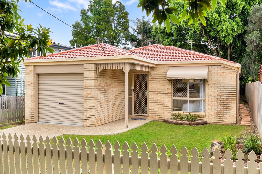 15 Turner St, Corinda, QLD 4075