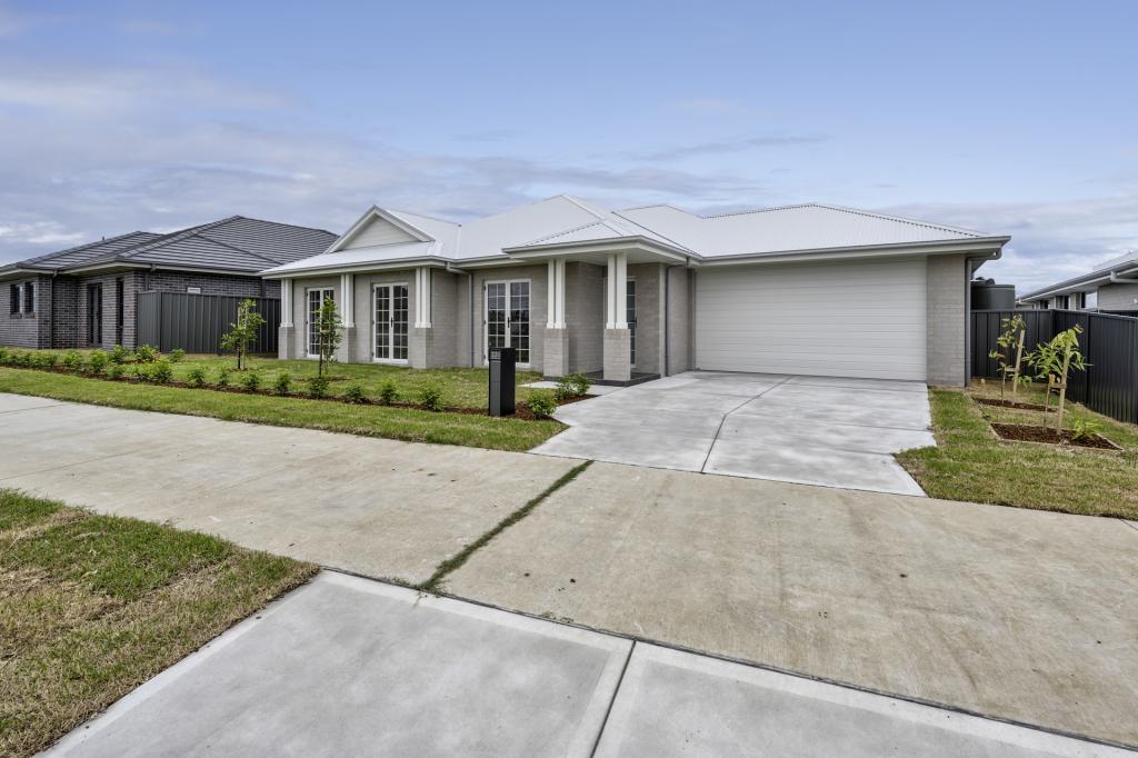 334 ROBERT RD, LOCHINVAR, NSW 2321