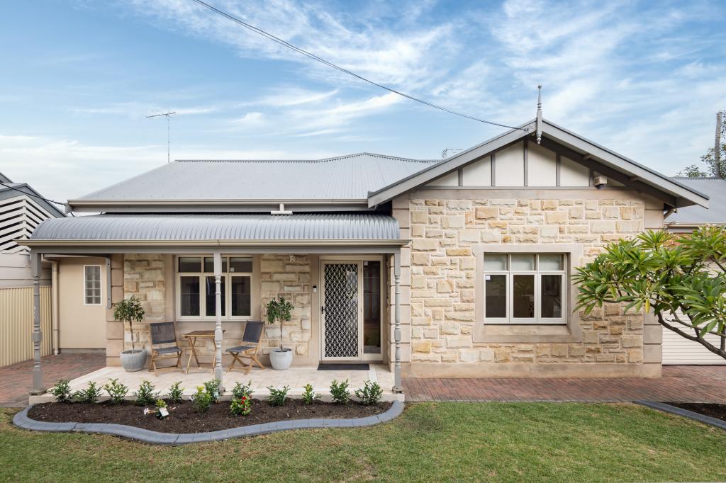 8 Light Tce, Glenelg North, SA 5045