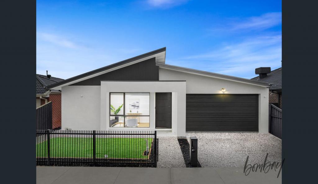 10 CAVALRY AVE, MERNDA, VIC 3754