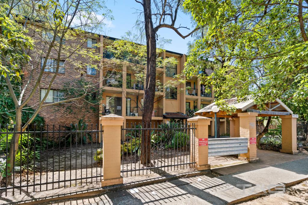 15/227-231 Targo Rd, Girraween, NSW 2145