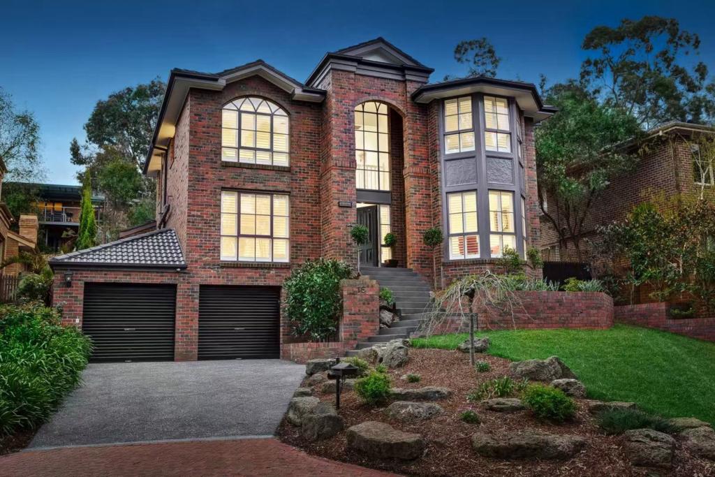 16 Baradine Tce, Donvale, VIC 3111