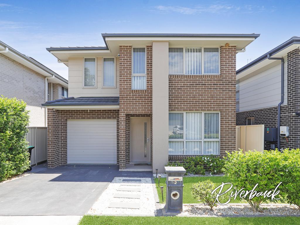 82 DRUES AVE, EDMONDSON PARK, NSW 2174