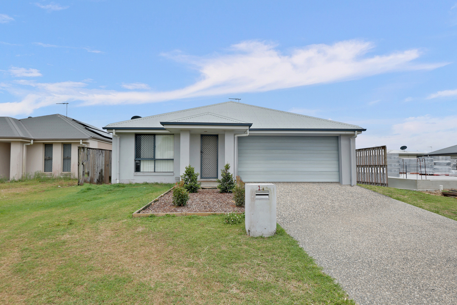 14 Burleigh Ct, Blacks Beach, QLD 4740