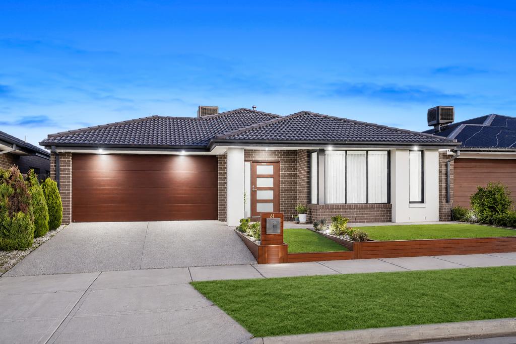 61 GELLER CCT, TARNEIT, VIC 3029