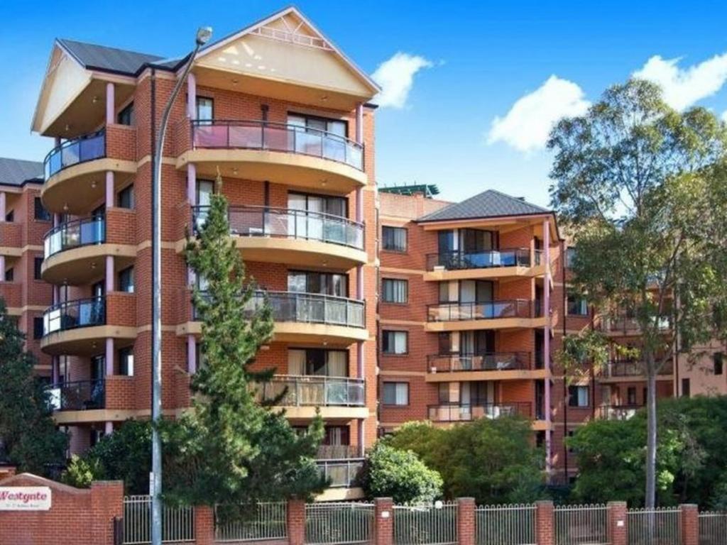 34/25-27 KILDARE RD, BLACKTOWN, NSW 2148