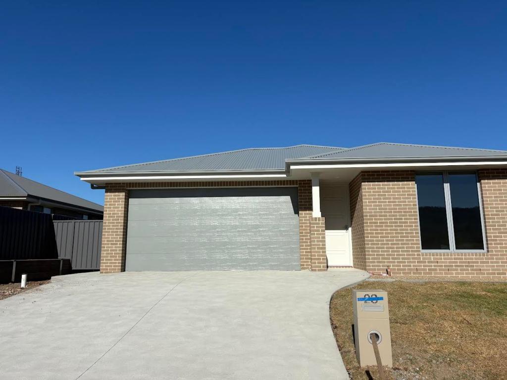 23 Eumundi Ave, Badagarang, NSW 2540