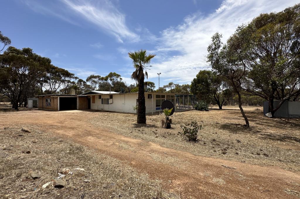 3359 Broomehill-Gnowangerup Rd, Gnowangerup, WA 6335