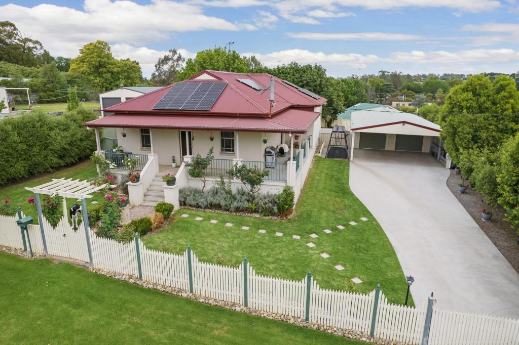 3 MOUNT ST, YASS, NSW 2582