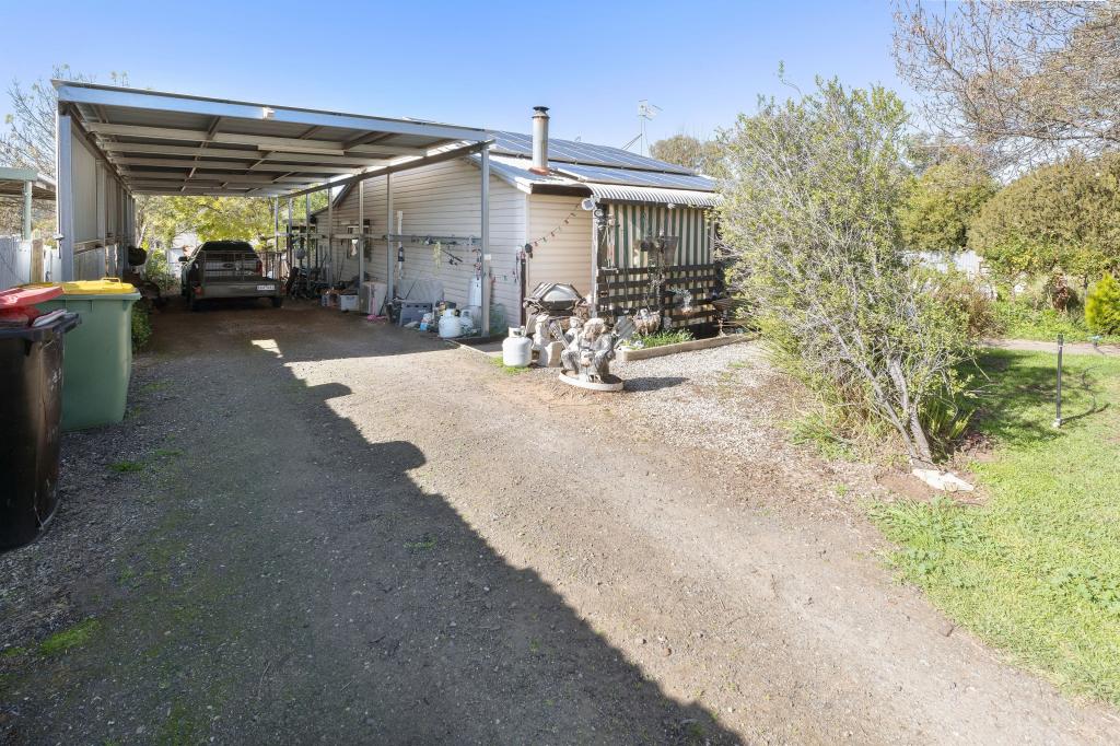 6 Bell St, Nyah, VIC 3594