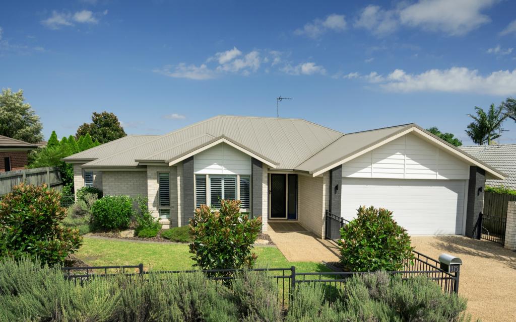 375 Mackenzie St, Middle Ridge, QLD 4350