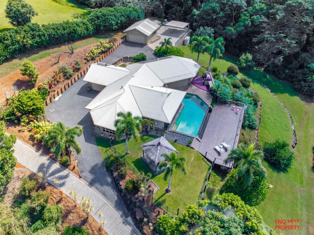 10-12 Lichen Cl, Redlynch, QLD 4870