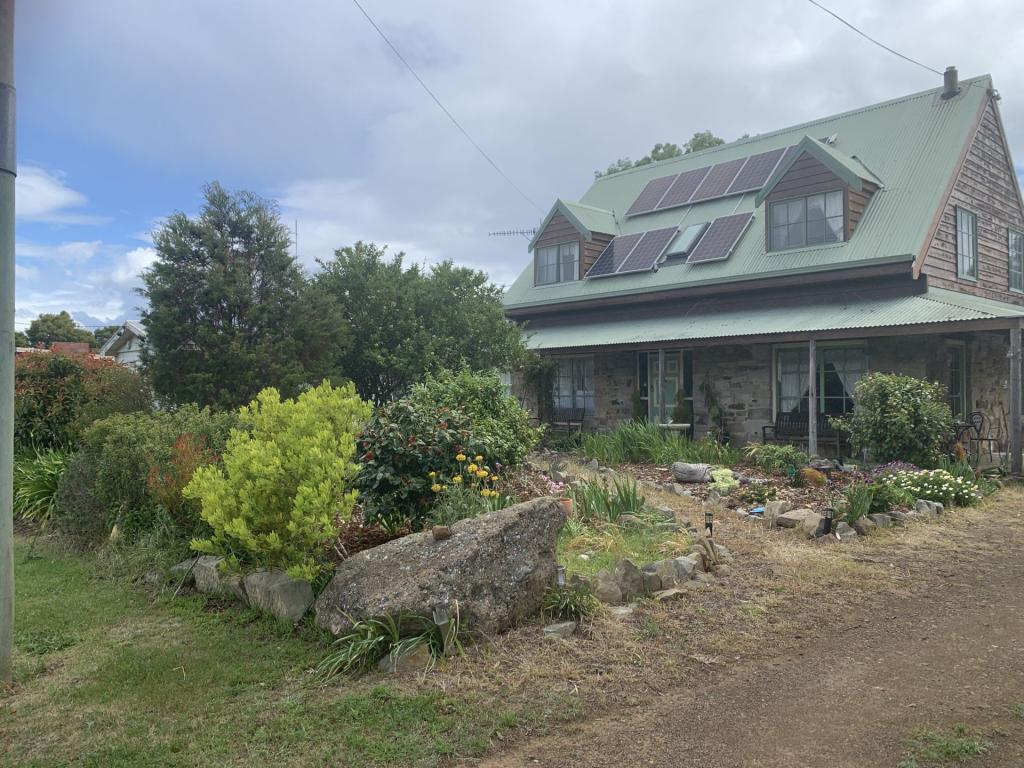 7 MEREDITH ST, TRIABUNNA, TAS 7190