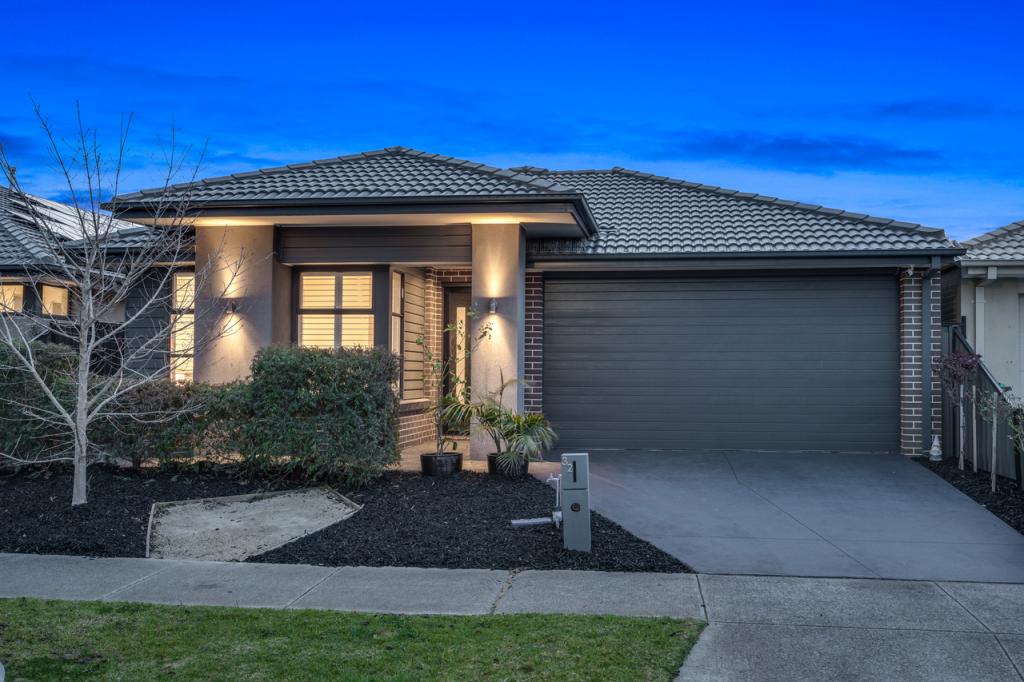 32 Emblem Way, Craigieburn, VIC 3064