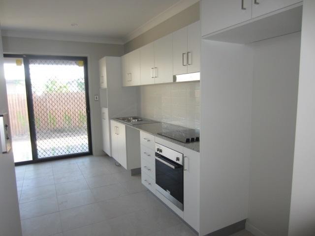 1/7 Friday Ave, Burdell, QLD 4818