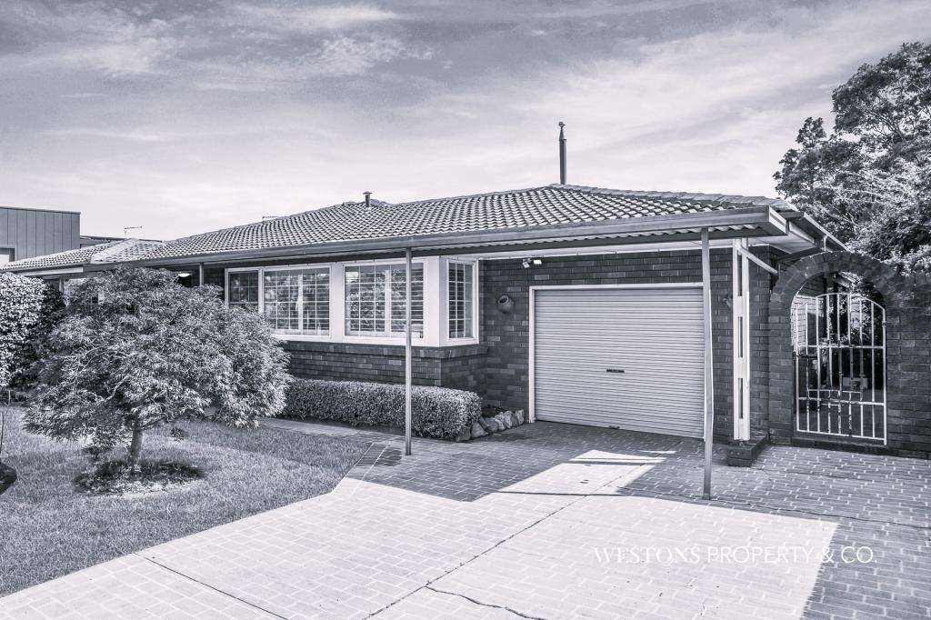 9 Churchill Dr, Winston Hills, NSW 2153