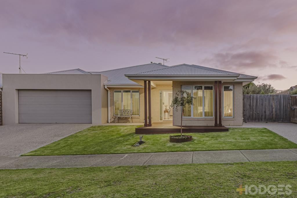 11 Lincoln Way, Ocean Grove, VIC 3226