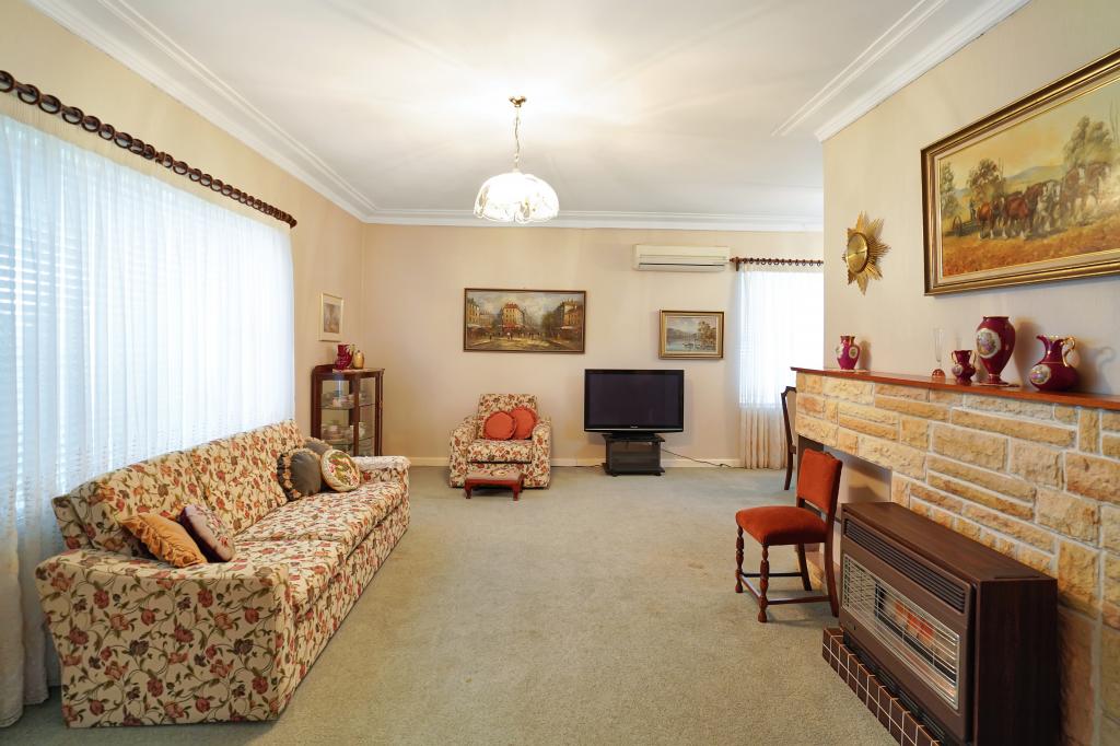 57 Lachlan St, Cowra, NSW 2794