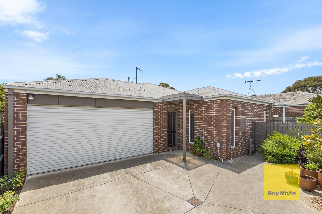 2/11 Matthews St, Grovedale, VIC 3216