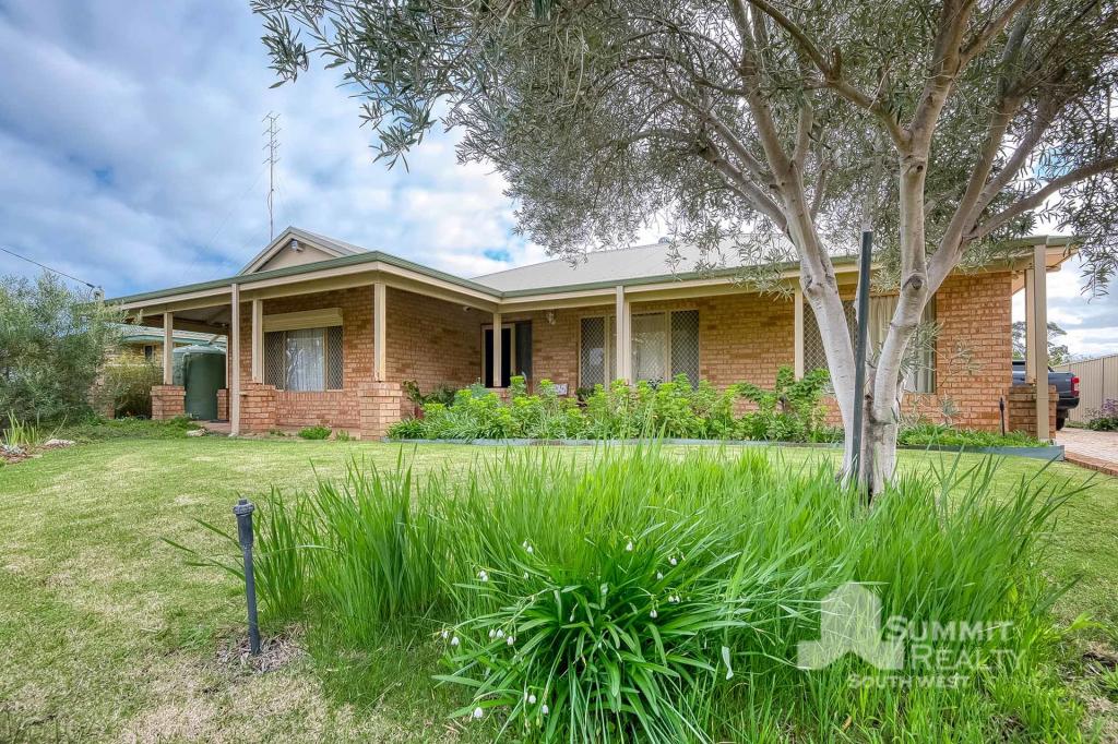 16 HEWISON ST, WITHERS, WA 6230