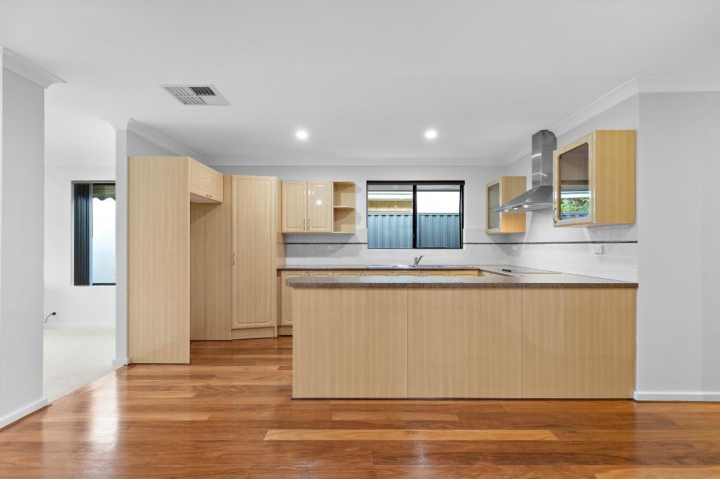81a Ocean Rd, Coogee, WA 6166