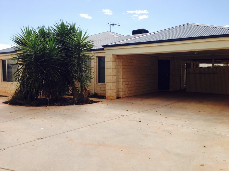 340a Piccadilly St, West Lamington, WA 6430