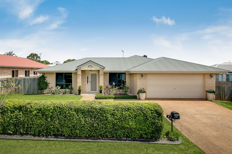 8 Lavarack St, Darling Heights, QLD 4350