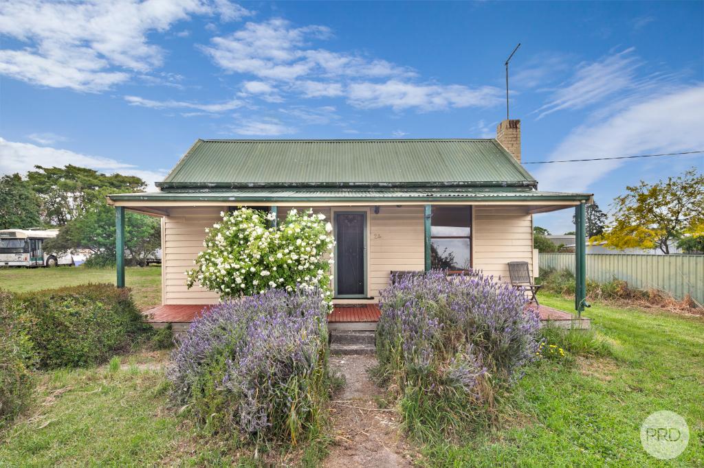 24 CORRINGARRA RD, SMEATON, VIC 3364