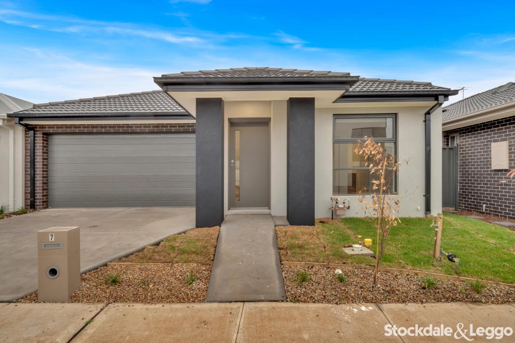 7 Turning Loop, Fraser Rise, VIC 3336
