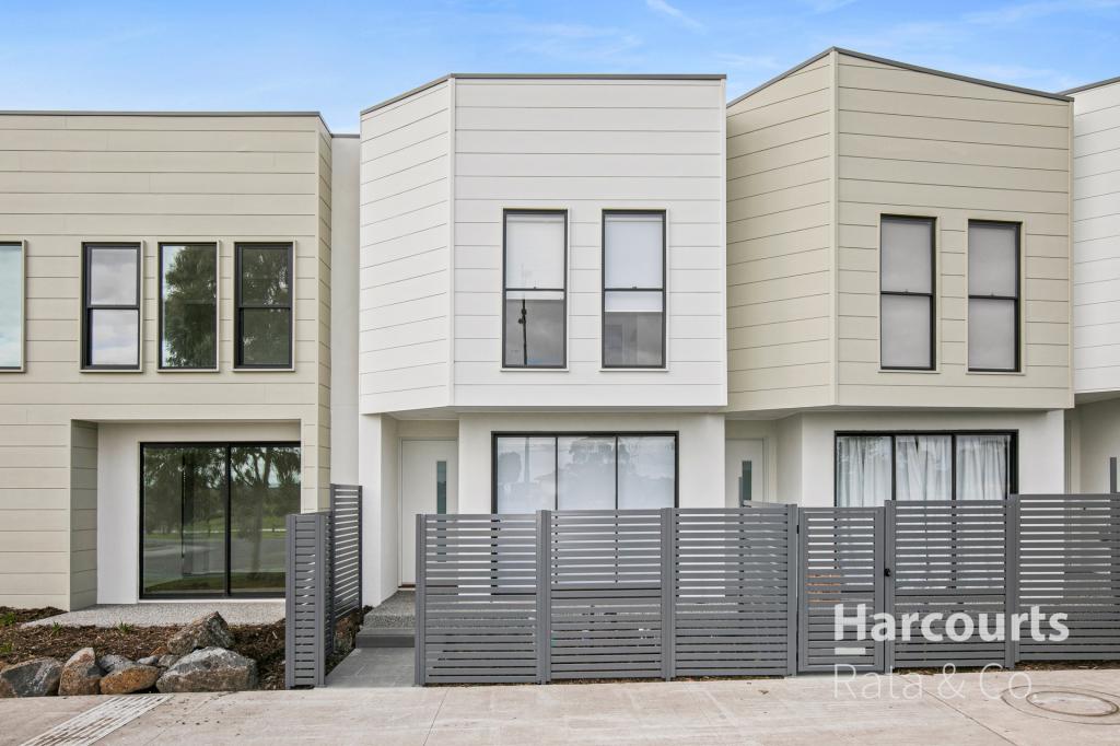 32 Linfield Pde, Wollert, VIC 3750