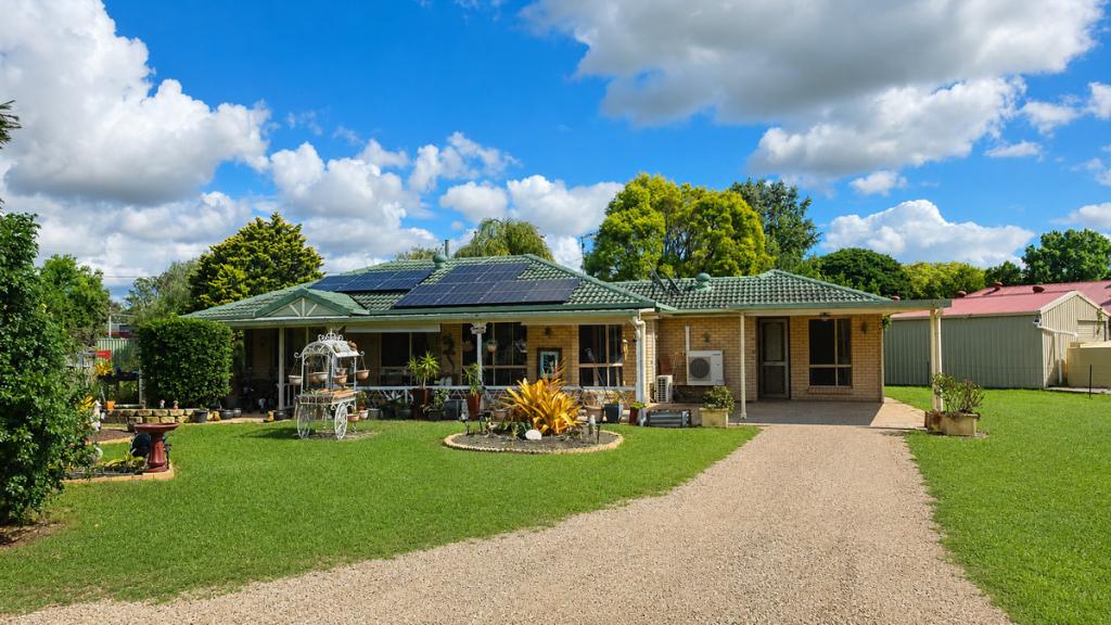 27 Burns St, Fernvale, QLD 4306