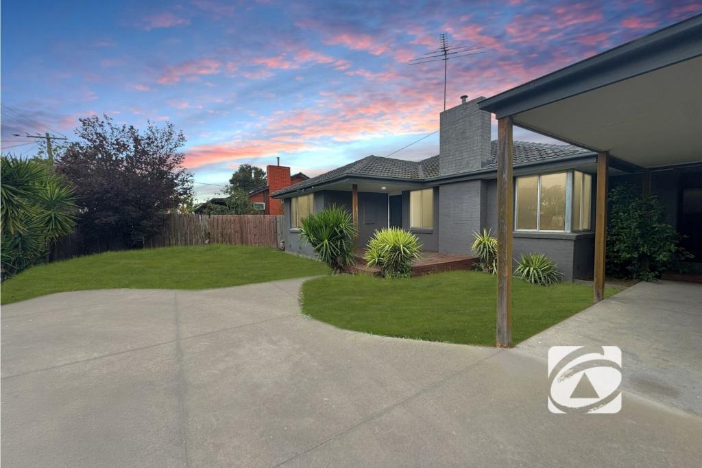 1 Wadsley Ave, Pakenham, VIC 3810