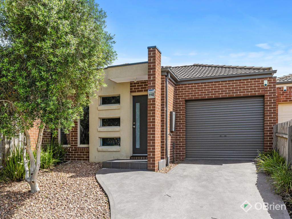 1/42 Bridlepath Dr, Truganina, VIC 3029