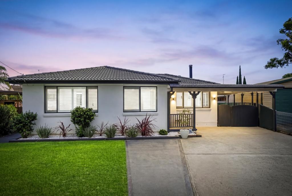 11 Loy Pl, Quakers Hill, NSW 2763