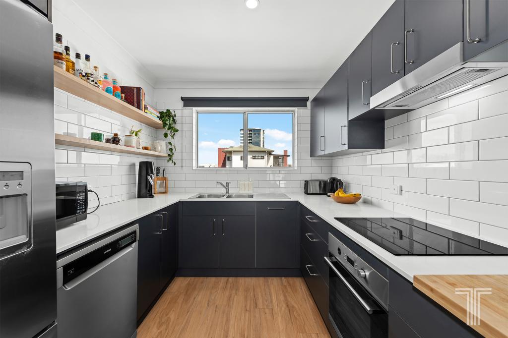 8/35 Kitchener St, Coorparoo, QLD 4151