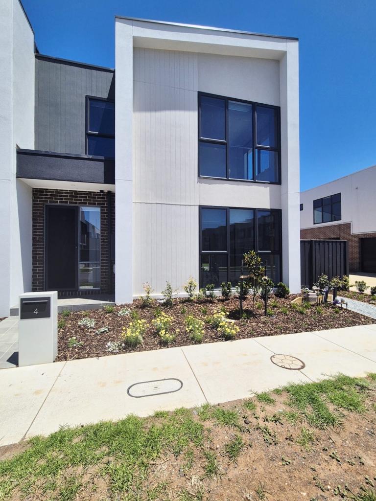 4 Endurance Rd, Aintree, VIC 3336