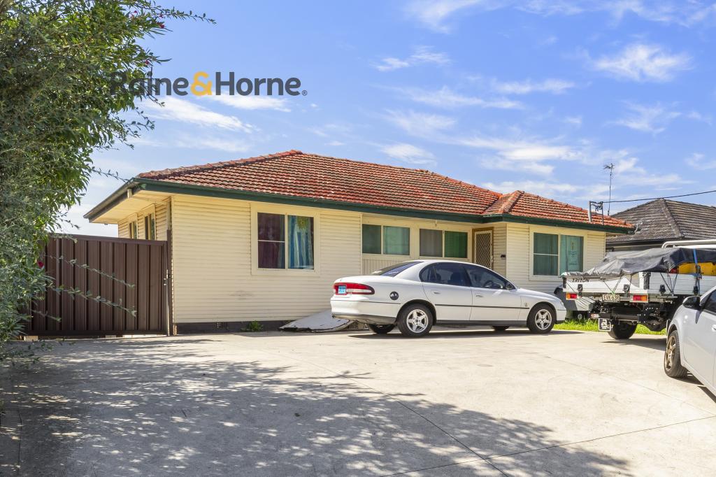 16 Banks Rd, Busby, NSW 2168