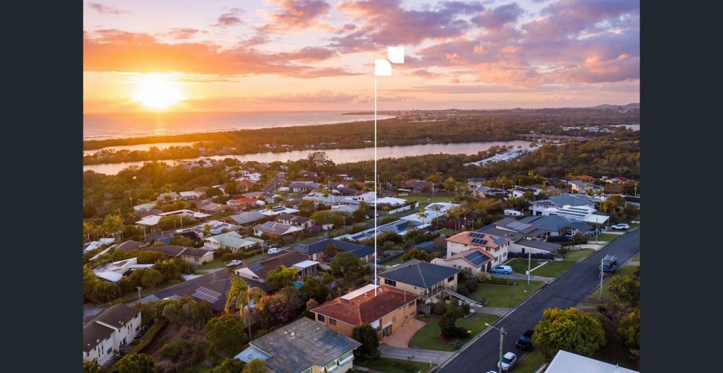 22 Walter Cres, Banora Point, NSW 2486