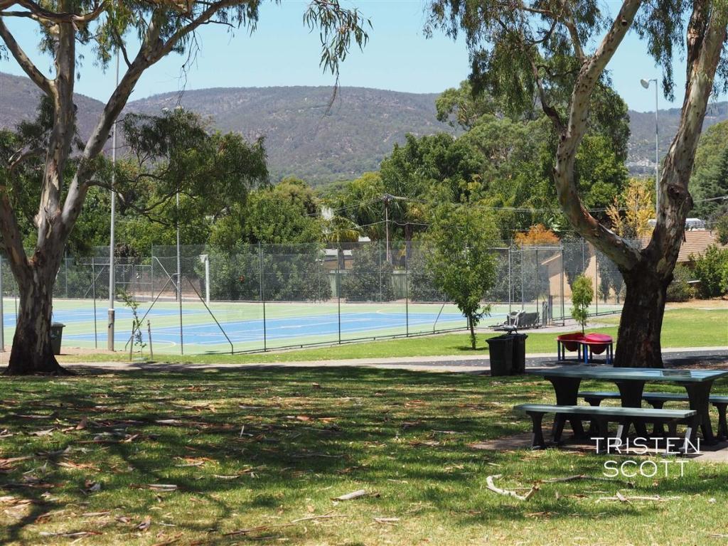 18 Kurrua Gr, Dernancourt, SA 5075