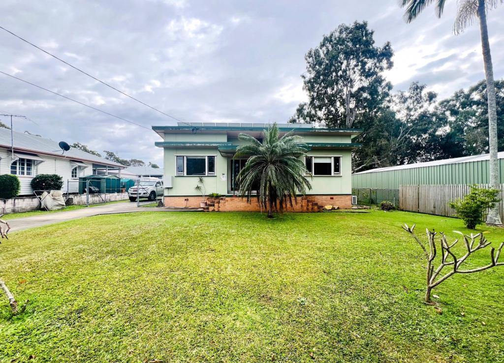 24 Astley St, Wynnum West, QLD 4178