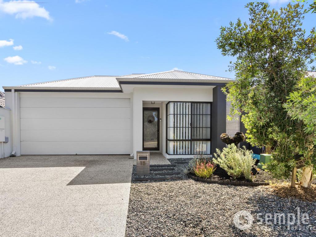 15 Foxtail Gr, Wandi, WA 6167